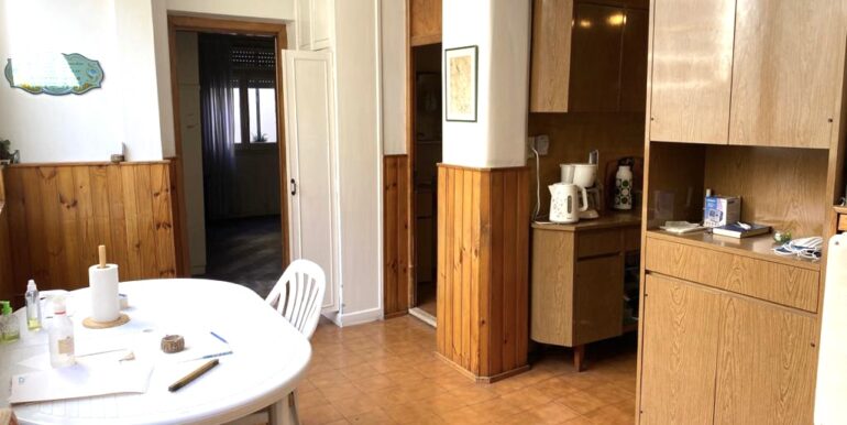 8b4f3459-258c-4107-b55b-e292474d8701