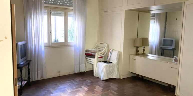 e8a50575-af56-45aa-ab0d-42ee12ae2761