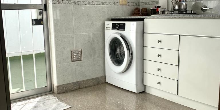 6fe7d7c1-be22-42a4-bb58-2b75db616157